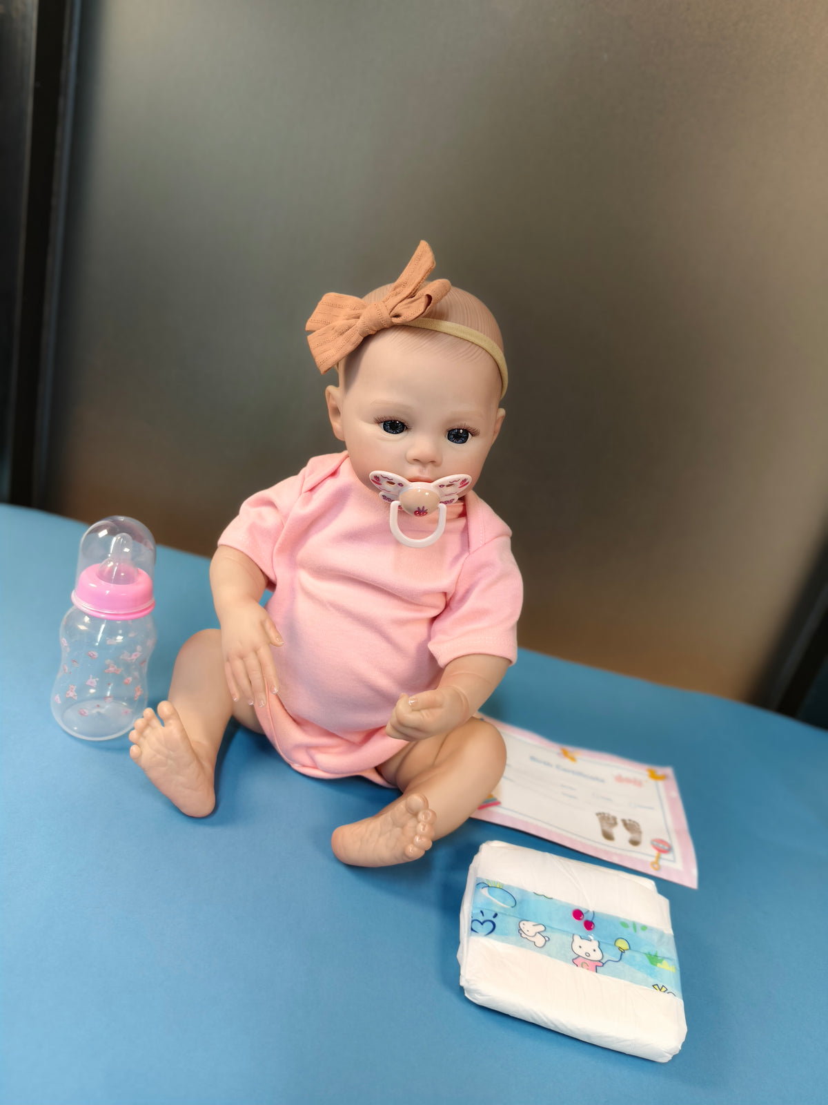 Bebé reborn niña de cuerpo completo de vinilo de 18 pulgadas/45 cm: muñeca anatómicamente correcta e impermeable de 49 cm con cabello pintado a mano