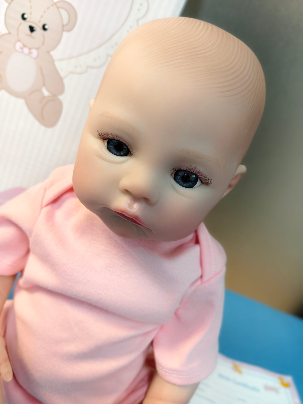 Bebé reborn niña de cuerpo completo de vinilo de 18 pulgadas/45 cm: muñeca anatómicamente correcta e impermeable de 49 cm con cabello pintado a mano