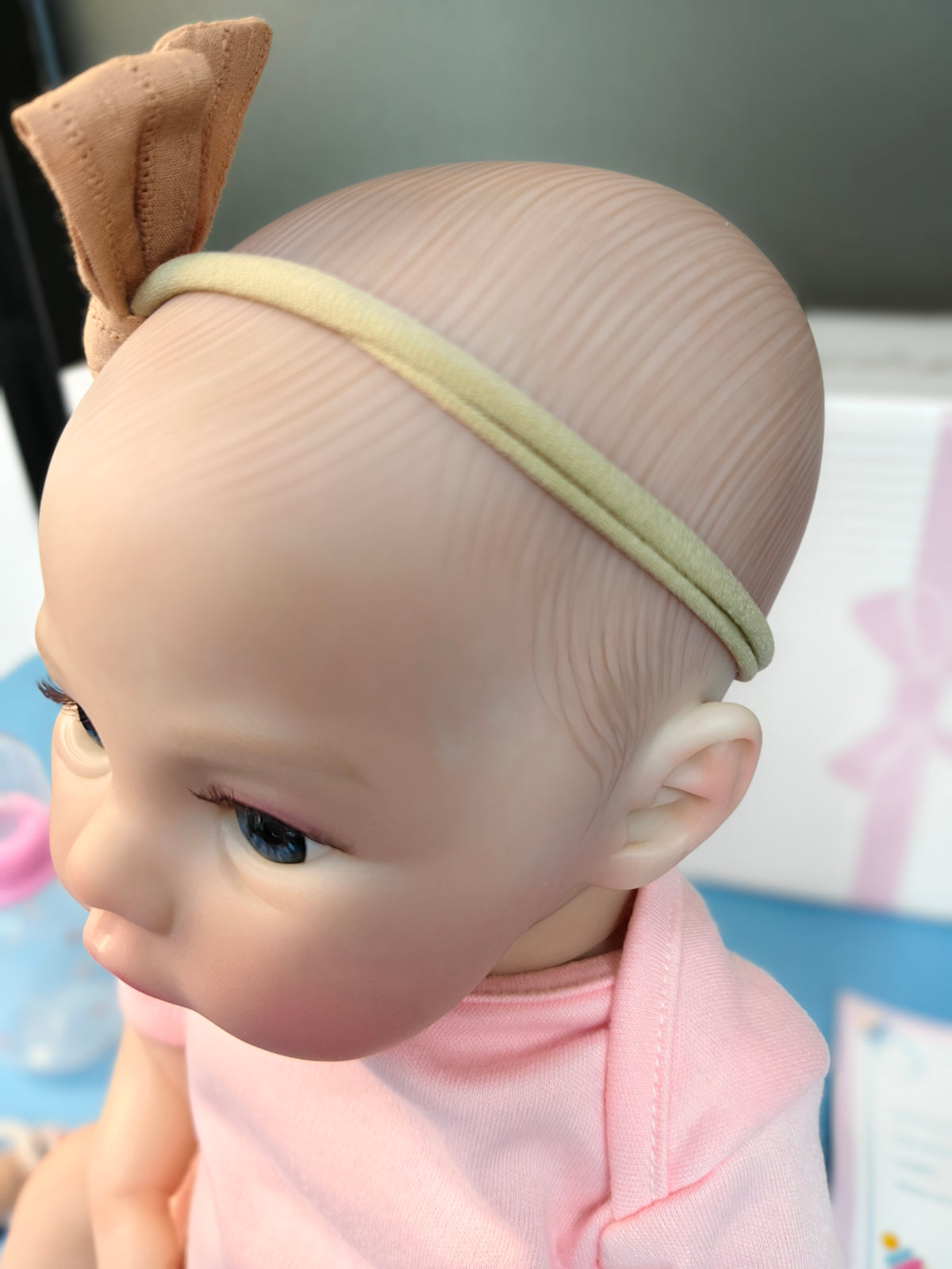 Bebé reborn niña de cuerpo completo de vinilo de 18 pulgadas/45 cm: muñeca anatómicamente correcta e impermeable de 49 cm con cabello pintado a mano