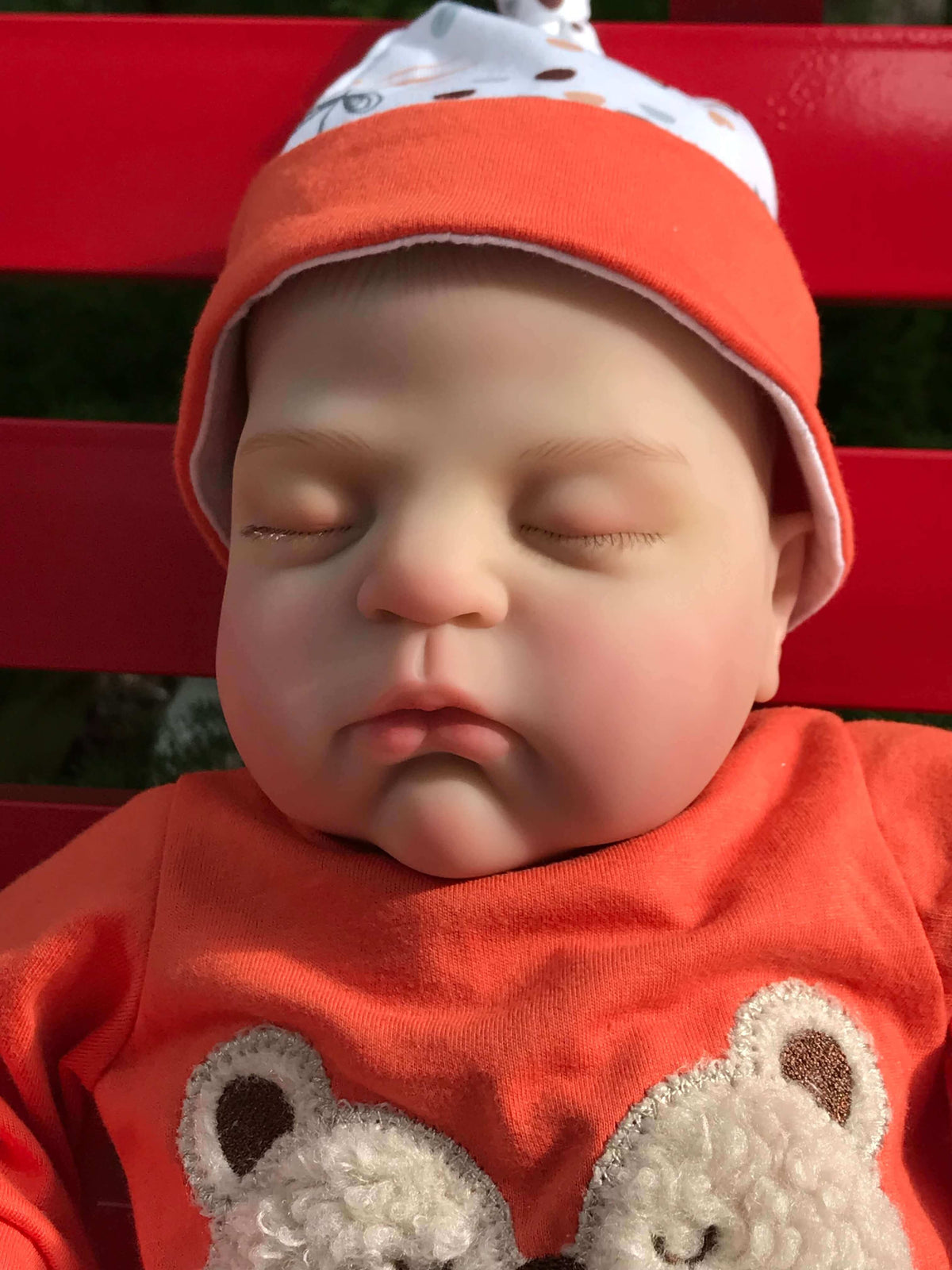 Muñeca bebé reborn de 18 pulgadas con conjunto rojo