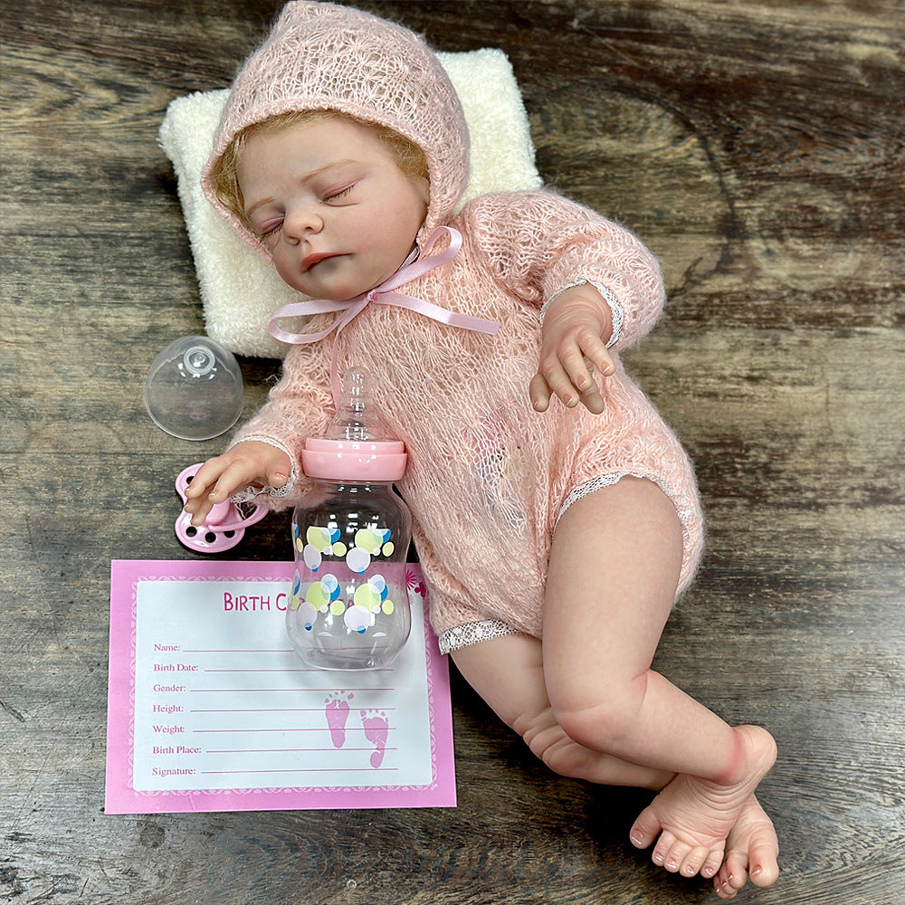 Muñeca coleccionable de cuerpo de tela de 17 pulgadas con aspecto realista, conjunto con estampado animal y gorro a juego, juguete compañero para todas las edades, para jugar y exhibir