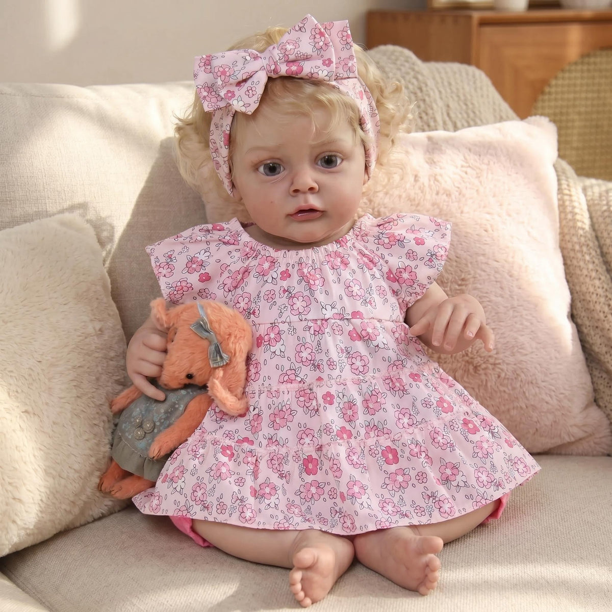 19 pulgadas, suave con cuerpo de tela y extremidades de vinilo, atuendo floral vintage, regalo ideal para baby shower, Acción de Gracias y todas las festividades de temporada