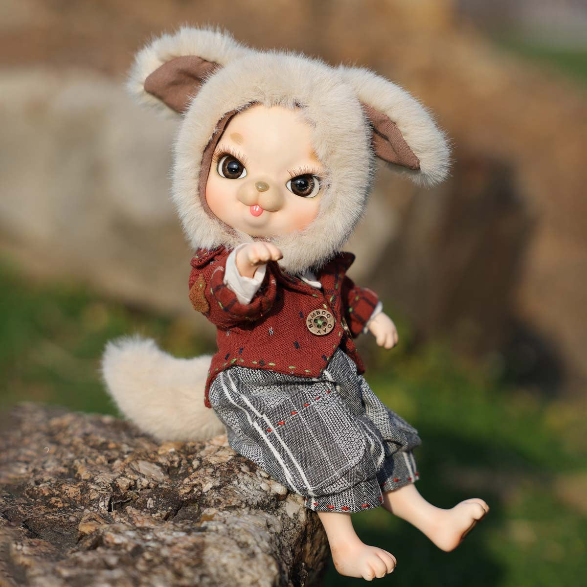 Adorables muñecas articuladas (BJD) de porcelana de 10 pulgadas con vestido de color marrón rojizo