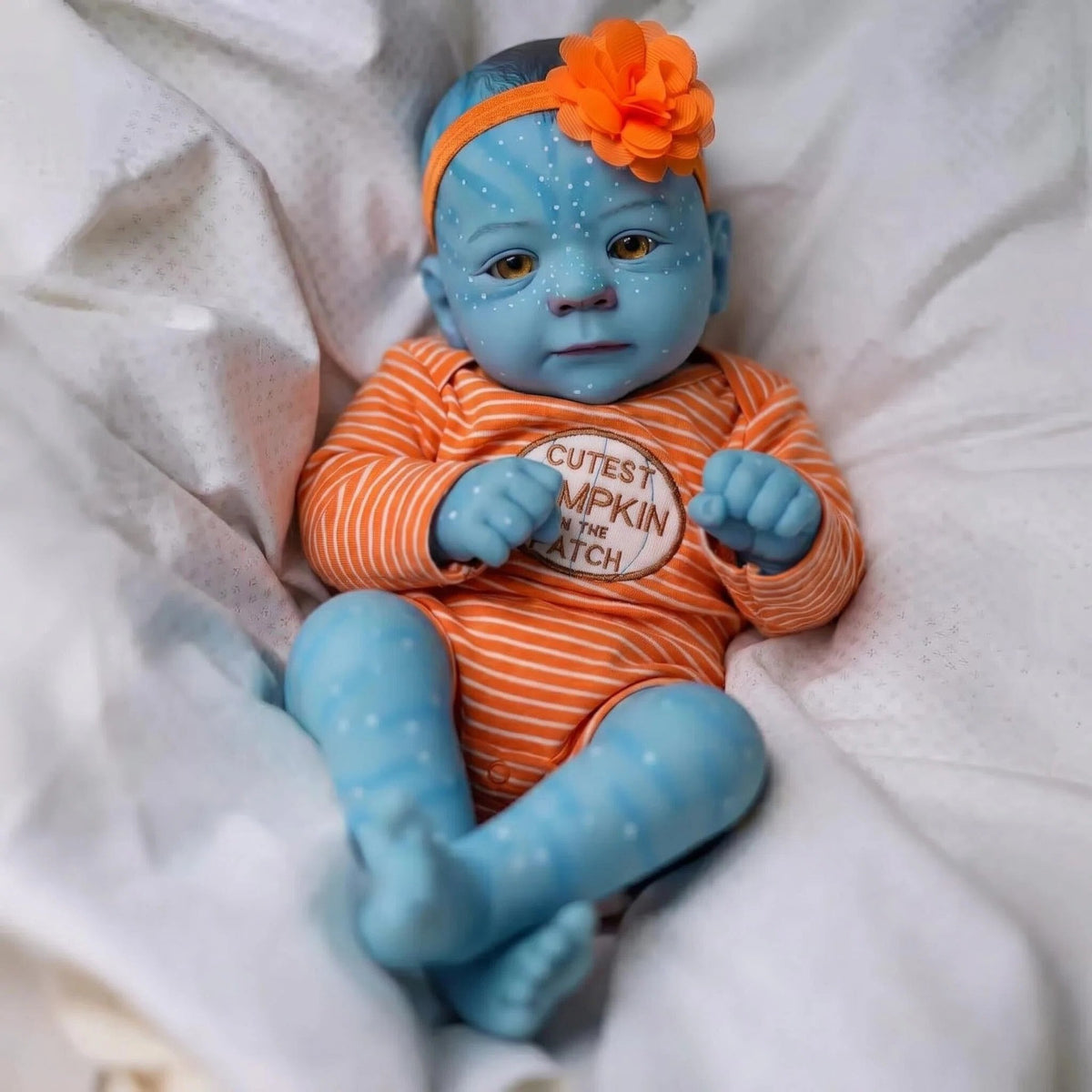 Muñeca de estilo Avatar único de 19 pulgadas con cuerpo completo de vinilo, piel azul con manchas pintada a mano, atuendo temático de Halloween, articulada, juguete de exhibición para colección.
