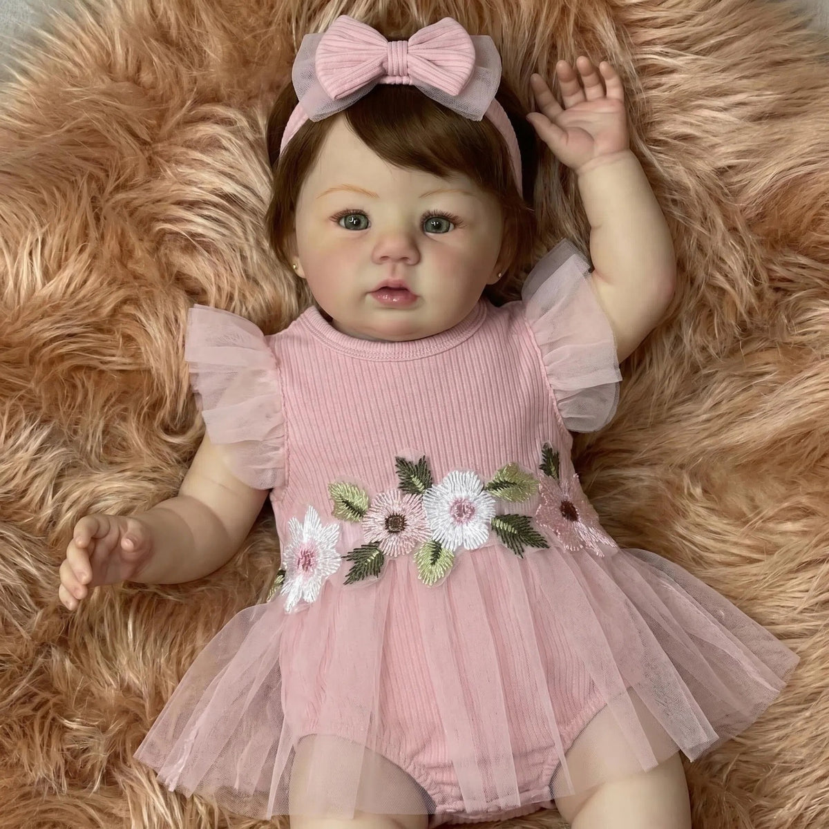 Muñeca bebé Reborn de vinilo completo de 19 pulgadas; muñeca realista y articulada para juegos de imitación infantil y bienestar emocional de adultos; una opción de regalo de primera calidad para cumpleaños, festividades y celebraciones de baby shower.