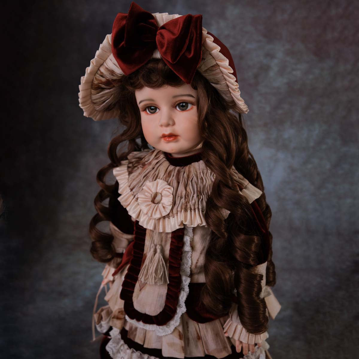 Muñeca de porcelana fina auténtica para coleccionistas de 26 pulgadas