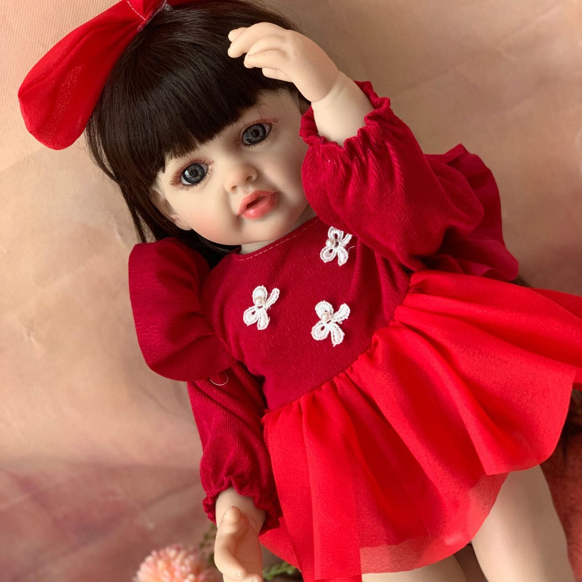 Muñeca Reborn de 22 pulgadas con cuerpo completo de vinilo y sensor de sonido, juguete interactivo para niños y adultos, opción de regalo para cumpleaños y festividades