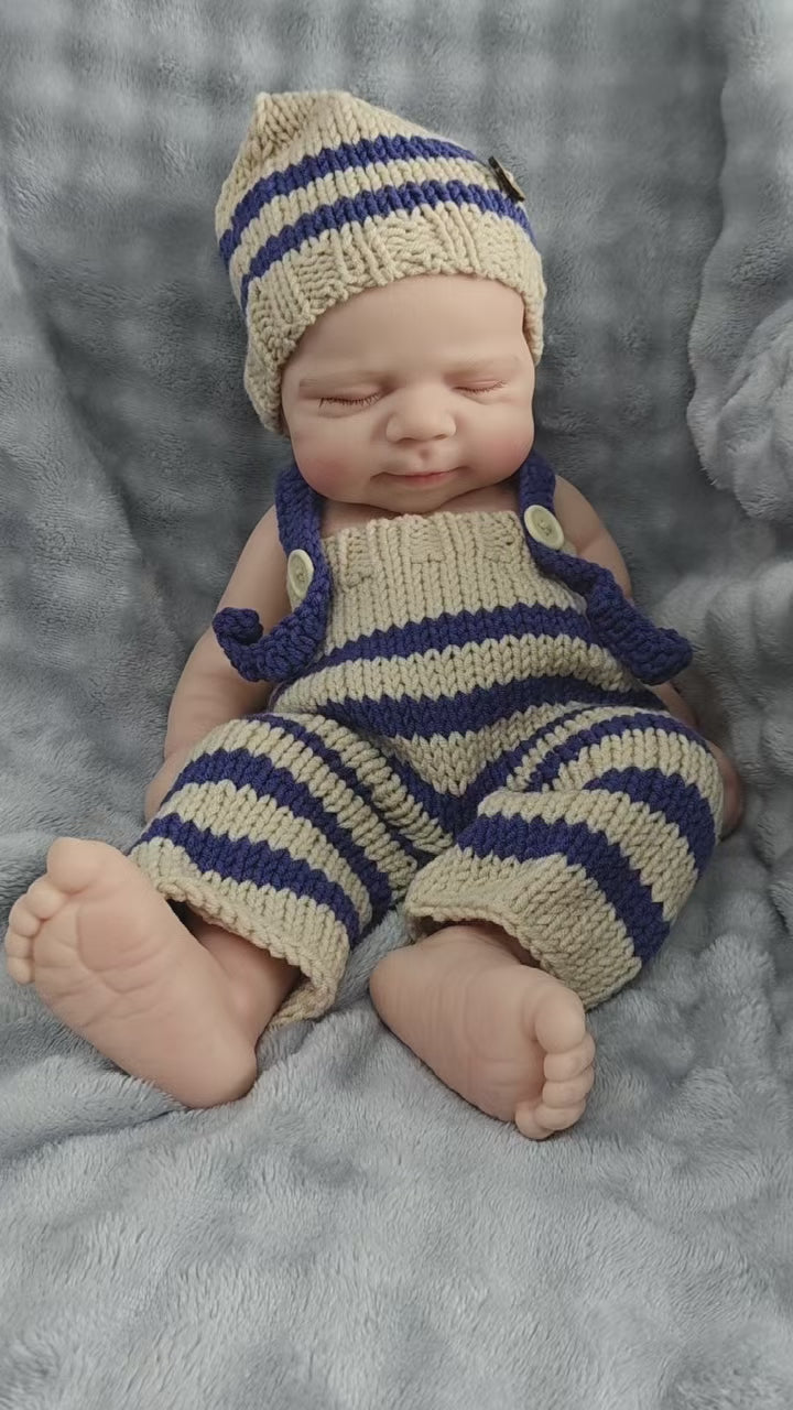 Muñeca de silicona sólida de 18 pulgadas, recién nacido de simulación, durmiente, con conjunto de punto a rayas neutras para juego de imitación y colección de pasatiempo